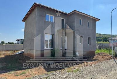 Casa individuala | Semifinisata | 150 mp | 354 mp teren | Micesti - 1