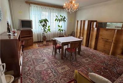 Casa cu 5 camere l 406 MP Teren l Garaj l Andrei Muresanu - 7