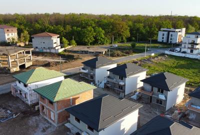 Casă individuală cu 4 camere în Militari