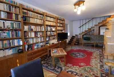 Vanzare casa mare cu etaj si 6200 mp teren intravilan Fieni, judetul Dambovita - 5
