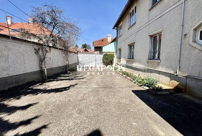 Casă individuală | Singur în curte | Garaj | Locație avantajoasă - 2