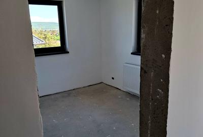 Casă / vilă Mărăcineni / Argeș , finisaje moderne ! - 16