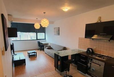 Apartament cu 2 camere semidecomandat, mobilat în Titan