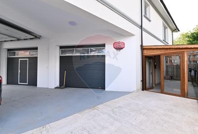 Proprietate premium în Filiași, locuință de lux cu spații comerciale - 39