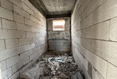 Casa / Vila cu 4 camere de vanzare in zona Sere Constanta - 3