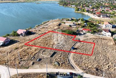 Teren agricol intravilan de 2380 mp, în Corbu