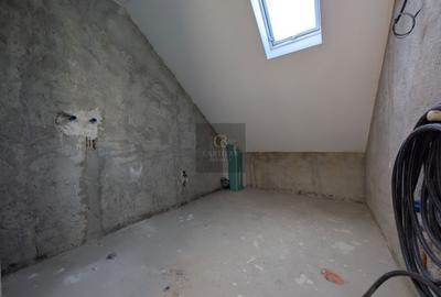 2 CAMERE | GARA OBOR | LOC DE PARCARE - 9