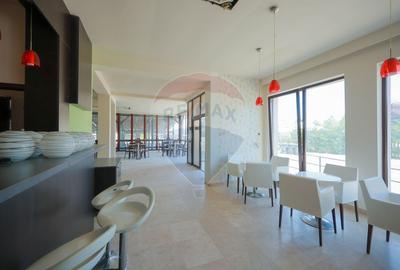 De vânzare pensiune cu restaurant, teren 4.750 mp – Băile 1 Mai - 30