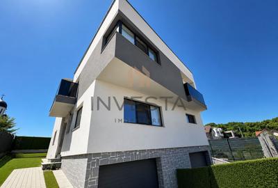 Casa tip duplex cu 4 camere de inchiriat in zona Europa - 1