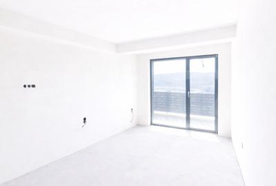 OPORTUNITATE DE INVESTITIE ,  Apartament 3 camere,  Panorama superba, Bloc nou - 3