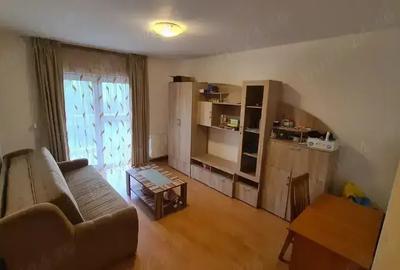 Studio mobilat complet, etaj 2, parcare inclusă, centrală, prima închiriere - 1