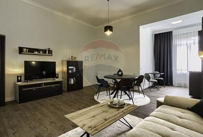 Apartament cu 3 camere de vanzare  in zona Ultracentral.Comision 0%