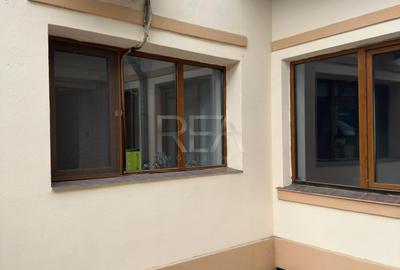 Casa 3 Camere - 95mp - ideală pentru activitate comercială - 9