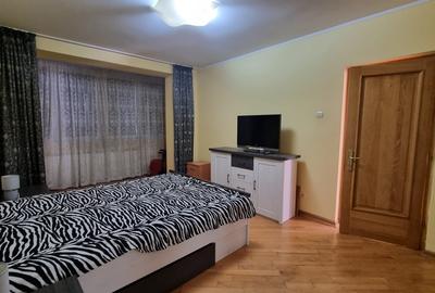 Apartament 3 camere centru 92000 Euro - 9