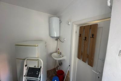 Garsoniera Bd. Dacia, bloc interbelic, risc 2, etajul 5, semimobilata - 10