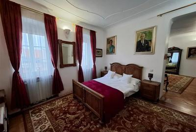 Apartament cu 3 camere semidecomandat, mobilat în Ultracentral