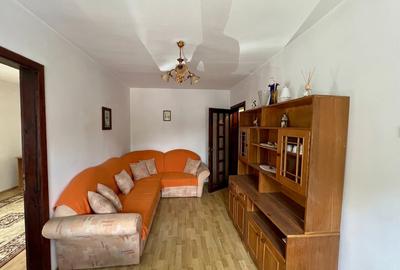 Apartament 3 camere, 42 mp utili, etaj 1 - zona Calea Sagului - 1