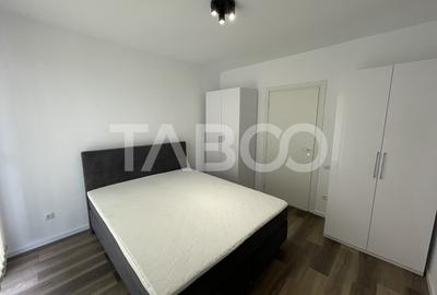 Apartament cu 2 camere decomandat, mobilat în Piața Cluj