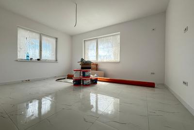 Duplex 4 camere, 110 mp utili, 335 mp teren, toate utilitatile -Giroc - 2