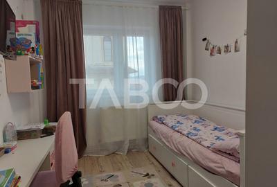 Apartament renovat 66 mp 3 camere 2 bai balcon pivnita Cisnadie - 8