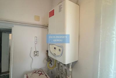 Casă de vânzare – Strada Mugurilor - 12