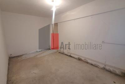 Ap 4 cam Giurgiu decomandat, parter - 3