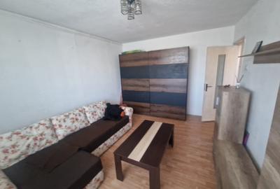 Apartament cu 2 camere decomandat în Drumul Taberei