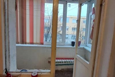 Apartament cu 2 camere ~ zona Unirii Sud / Ciucurete ~ etaj 3 din 4 ~ - 5