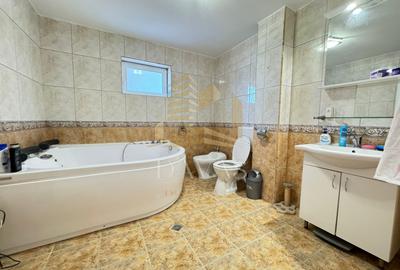 Vilā individuală 7 camere | 320mp | 740mp teren + Garaj inclus in preț | Zorilor - 18