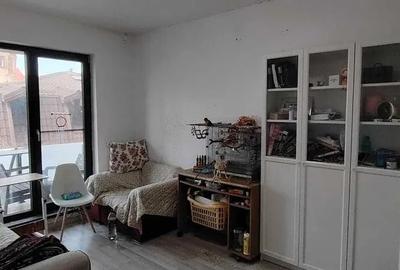 Chitila-Jiului I 3 Camere I Decomandat I Partial Mobilat I Centrala Proprie I - 2