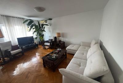 Vanzare apartament 4 camere - 1