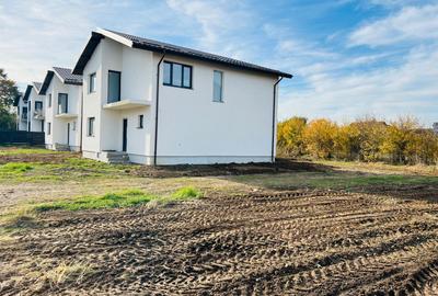 Vila cocheta in Ostratu - mai sunt de vanzare 2 - 16