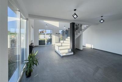 Resedinta rafinata&luminoasa, in cel mai nou cartier,aria Sepsi Arena: locul und - 9