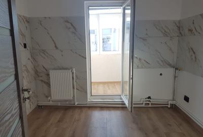 Apartament doua camere, decomandat, etaj 4, cu sarpanta, renovat modern, stradal - 7