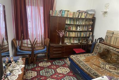 Apartament 3 camere , zona ultracentrala -Primaria Focsani , et 3 8 , decomnadat - 6