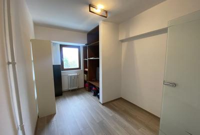 Apartament de închiriat 5 camere birou ideal firmă - 4