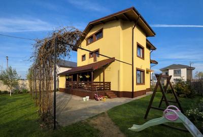 Casă individuală cu 5 camere în Ciorogârla