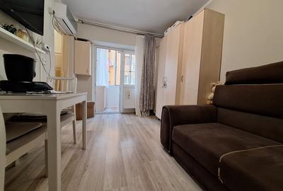 Garsoniera-et 1-bloc izolat termic-complet mobilata si utilata- zona UMT - 2