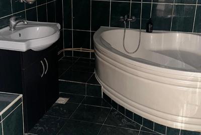 Cernavoda - str. 9 mai, Apartament cu 3 camere - 69 mp - etaj 3 - 7