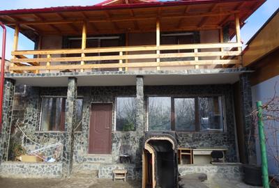 Imobil P+M ptr birouri si/sau locuinta + hala 50mp - 1