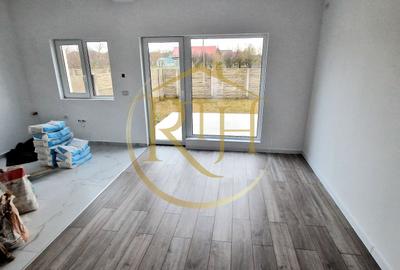 Duplex de vanzare cu 4 camere,2 bai,250 mp teren-Mosnita Veche zona Centrala. - 4