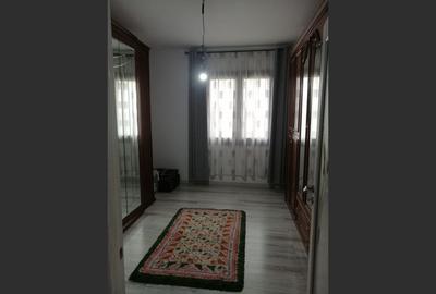 Casă Vădeni, 200m?, 4 camere, centru - 13