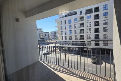 Apartament cu 2 camere decomandat în Tractorul