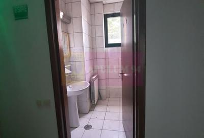 Inchiriere spatiu comercial bd Unirii, vitrina 25ml, stradal - 8