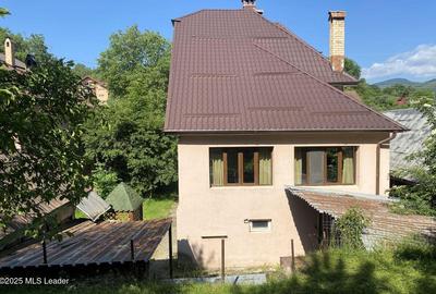 Bran - Casa pe strada Valea Portii, 223 mp, 4 dormitoare, teren 320 mp - 7