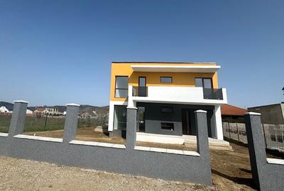 Casa Finalizata  Individuala  5 Camere Harman - 5