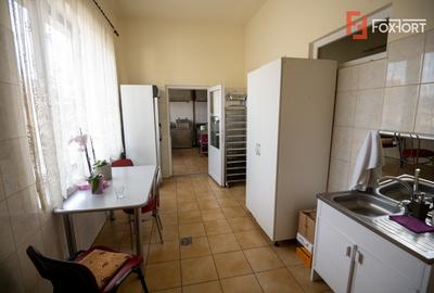 Hotel Miky Arad de vanzare bussiness operational functional - 38 camere - 47
