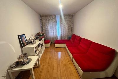 Vanzare Apartament 3 camere Sebastian - 2