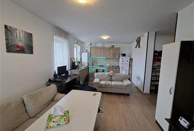 Apartament cu 2 camere decomandat în Tractorul