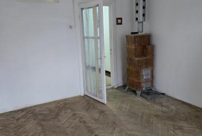 Garsoniera Savinesti spatioasa in zona curată - 4